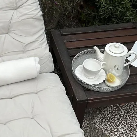 Charming Beachfront Retreat