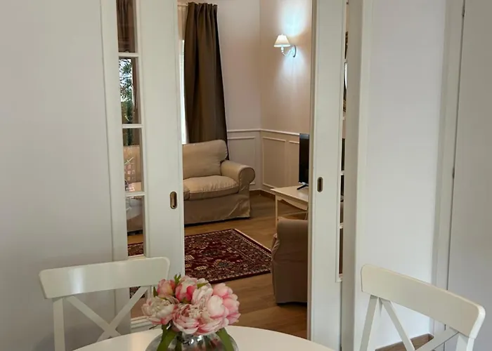 Villa Charming Beachfront Retreat